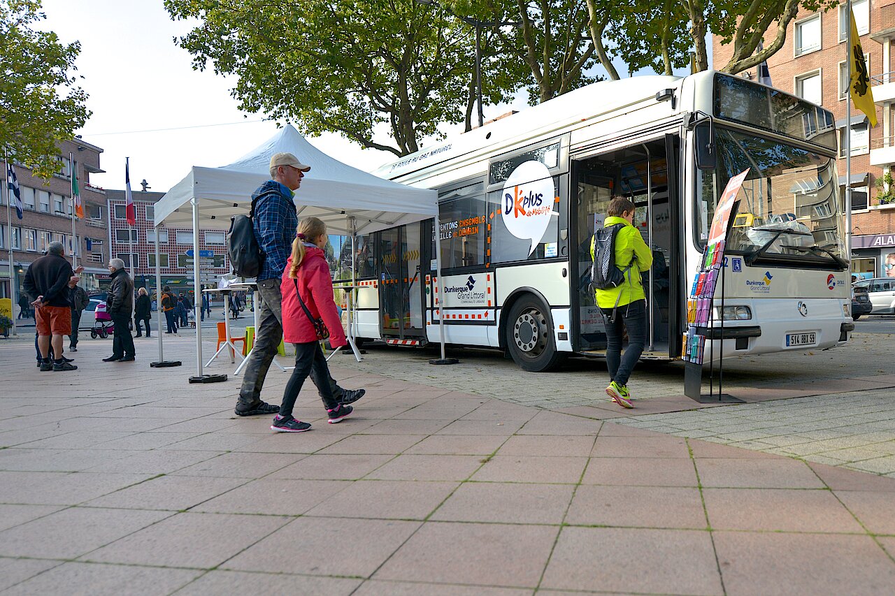 Des aménagements présentés dans un bus itinérant qui a parcouru les communes du centre d'agglomération de octobre à décembre 2015